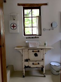 Cottage 4 Bathroom